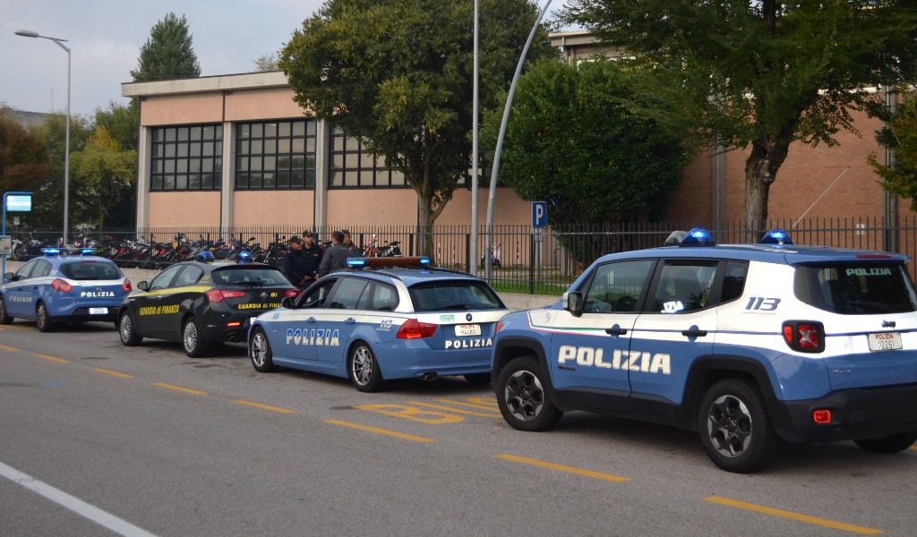 Controlli nei luoghi di aggregazione giovanile, diversi provvedimenti adottati