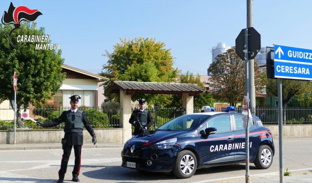 Fermato durante un controllo, 19enne arrestato: doveva essere in carcere