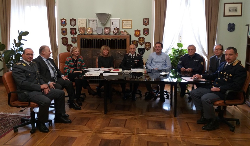 Vertice tra Prefettura e Forze di Polizia: servono più vigilanza e controllo
