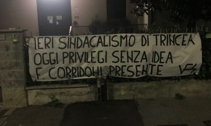 Striscioni fascisti contro i sindacati firmati dal Fronte Veneto Skinheads