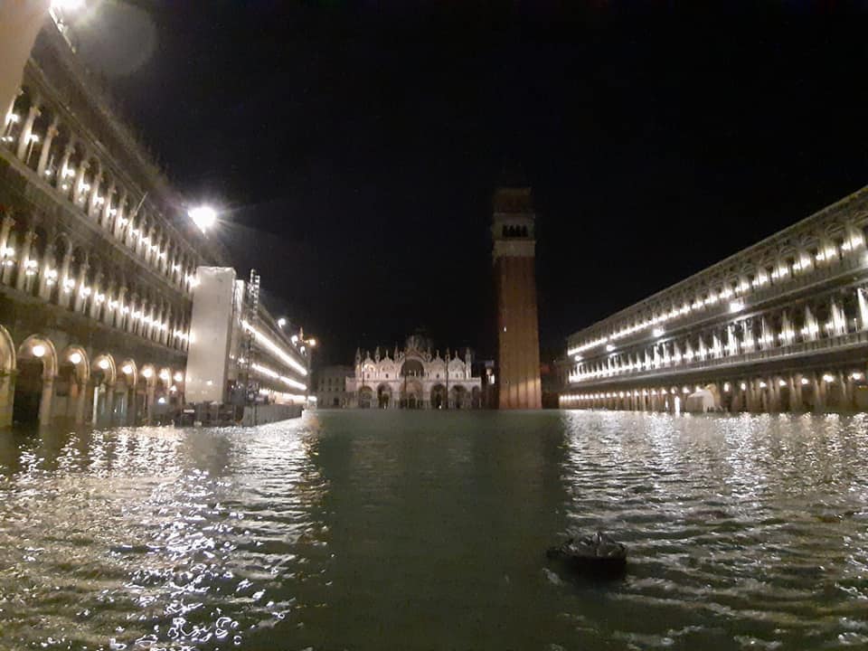 Acqua alta da record a Venezia, 1.87cm VIDEO