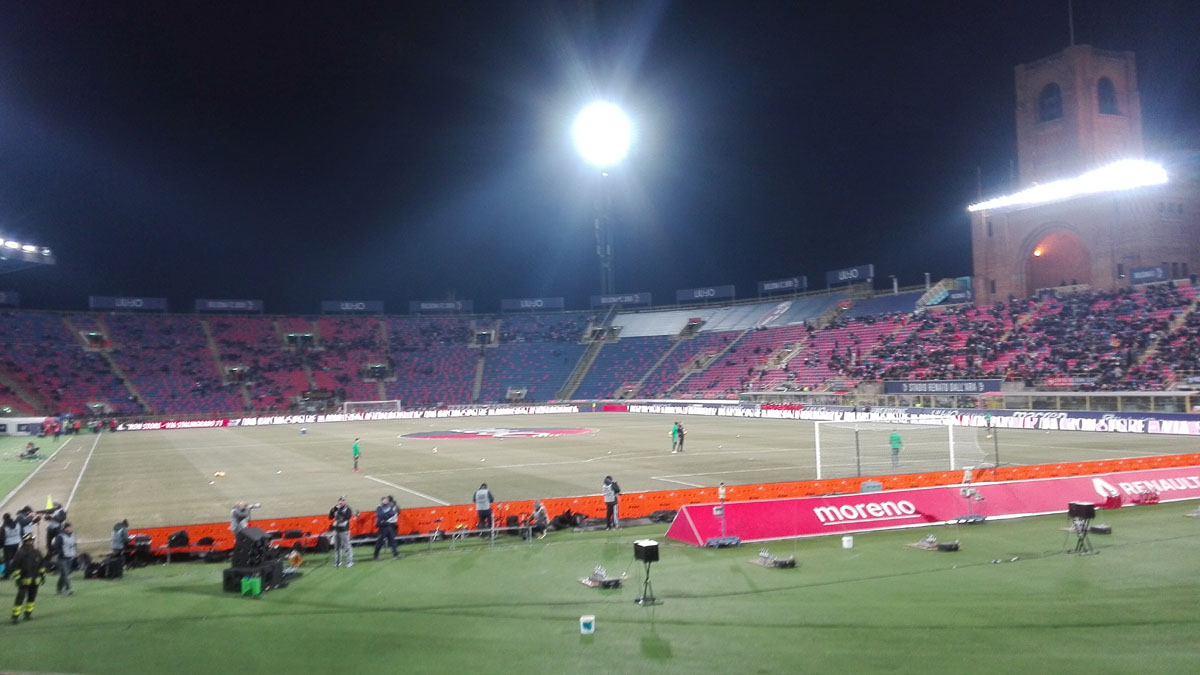 Tifoso milanista accoltellato a Bologna: l’aggressore di Mantova