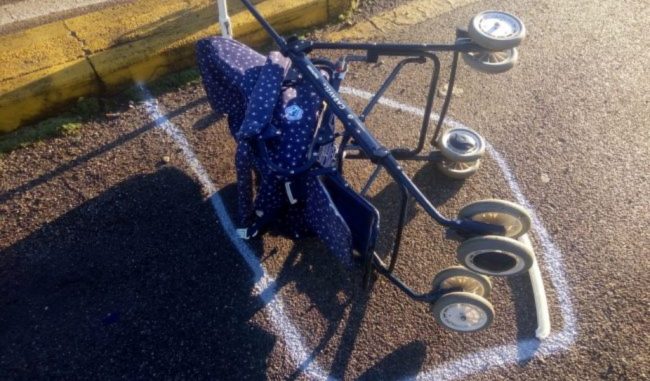 Passeggino travolto, bimbo in coma: il pirata della strada è una 22enne