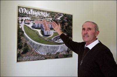 Il vescovo Tremolada accusa la cascina di Ghedi: “Quella non è Chiesa”