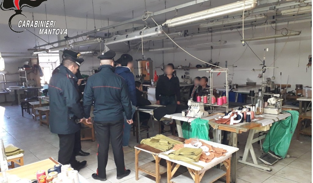 La Task Force contro lo sfruttamento di manodopera clandestina colpisce ancora: in manette due cinesi VIDEO