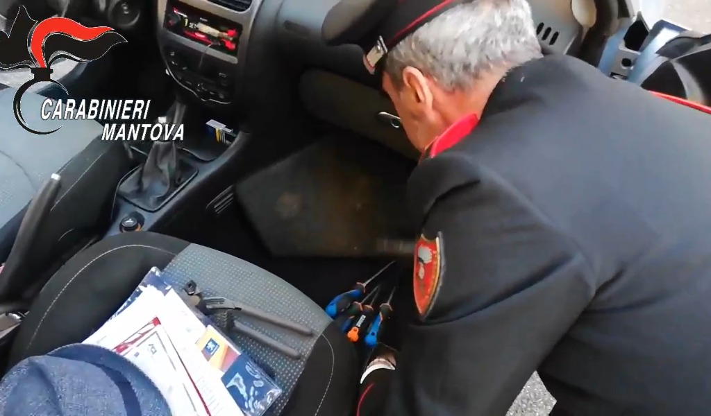 Colti in flagranza durante un furto: la banda aveva saccheggiato case in tutta la Provincia VIDEO