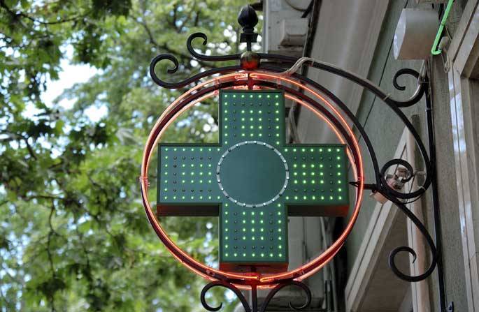 Vaccini in farmacia, si parte a fine luglio: ecco dove a Mantova