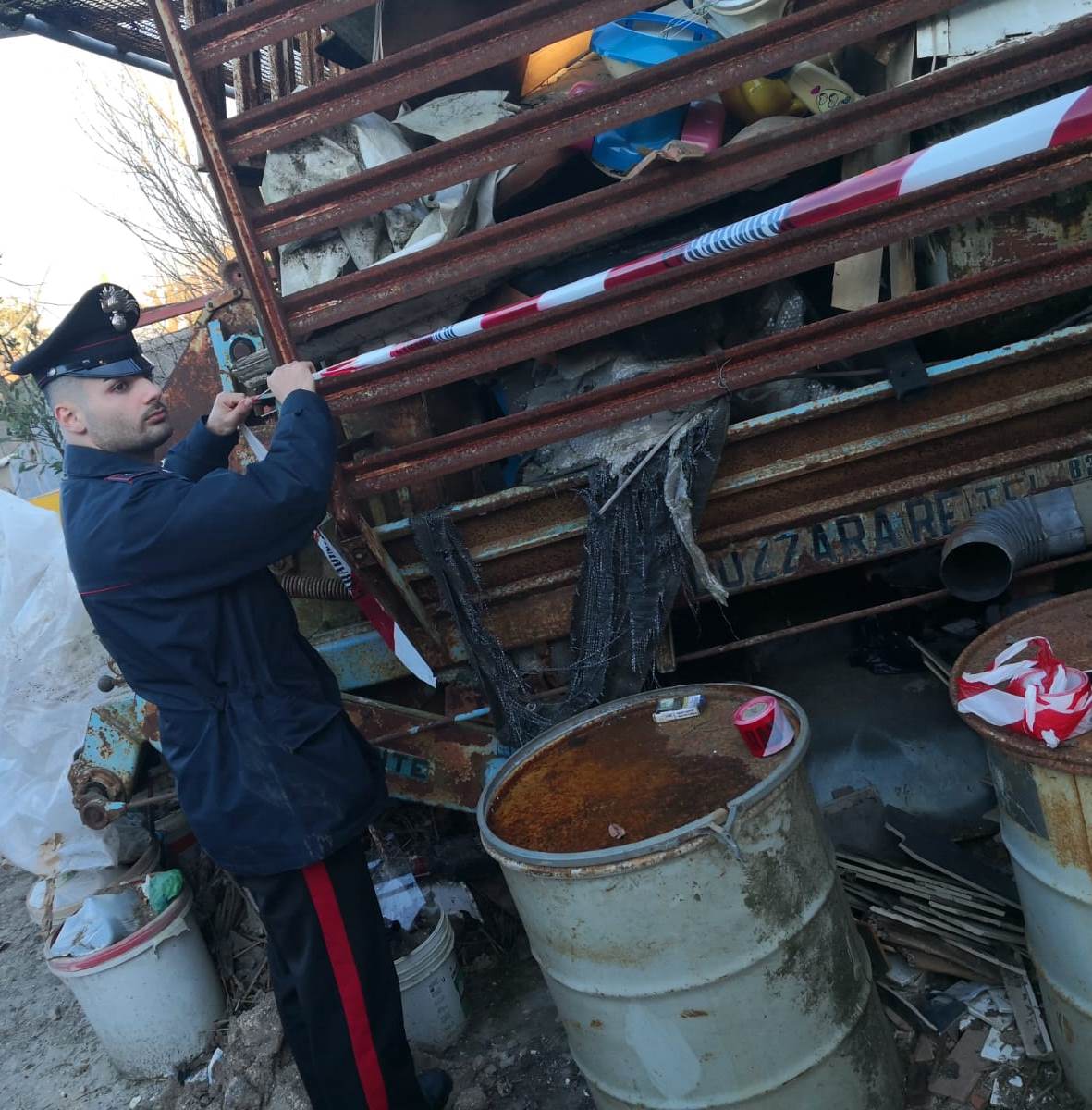 SERRAVALLE A PO’ – VILLETTA TRASFORMATA IN DISCARICA ABUSIVA3