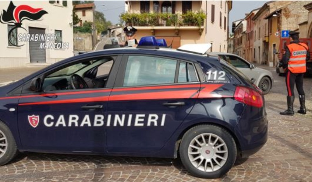 Prende a calci e pugni un Carabiniere, notte violenta a Medole