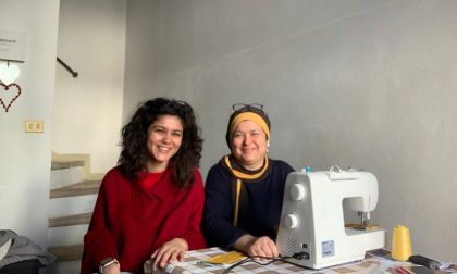 La storia di Vittoria e di mamma Najwa: insieme producono e donano mascherine a chi ne ha bisogno