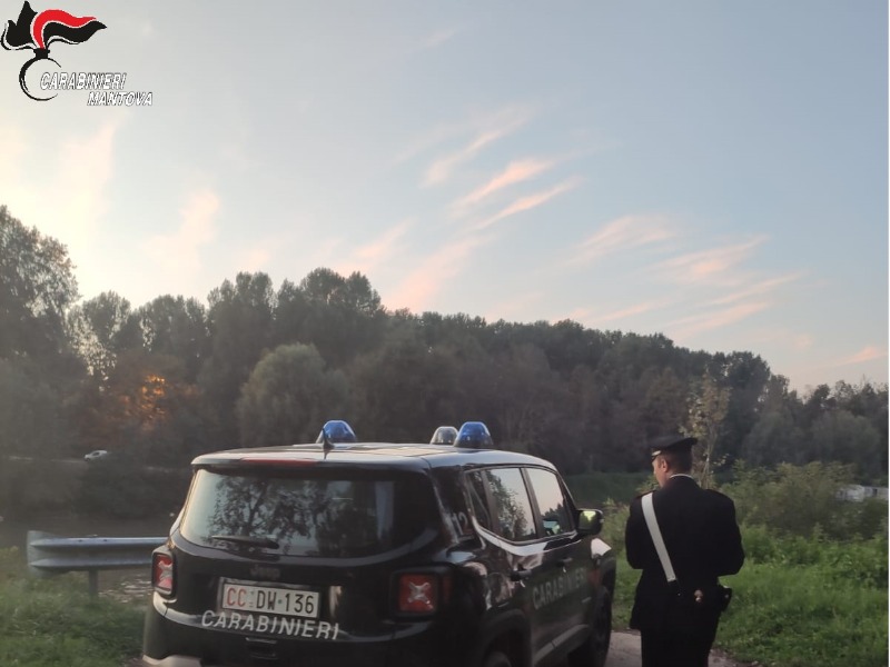 Beccato sull’argine a Pomponesco, in tasca hashish: denunciato