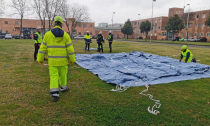 Coronavirus, Foroni: "Protezione Civile installa tende per triage sanitario nuovi detenuti" FOTO