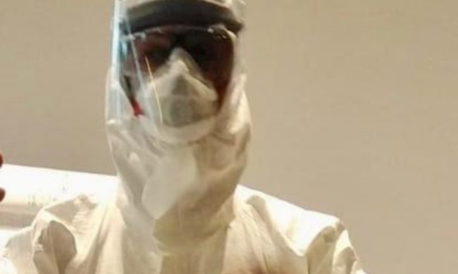 Drammatico racconto di un’infermiera: “Noi, i soli vicino ai malati. Covid-19 è uno tsunami”