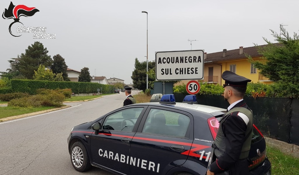 Si allenano in mountain bike sull’argine del fiume Oglio, tre giovani fermati e multati