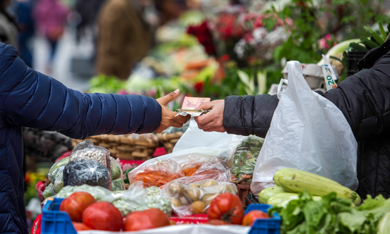 Zona arancione rinforzata, il mercato del giovedì si sposta in Piazza Sordello