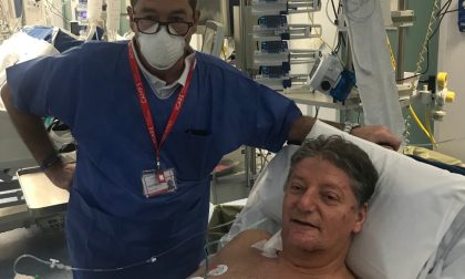 Sta meglio lo specialista del Poma ricoverato in terapia intensiva: "Grazie ai colleghi ce l'ho fatta"