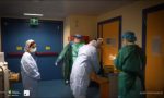 Gli angeli degli ospedali si raccontano: forze e difficoltà di chi ogni giorno è in trincea VIDEO