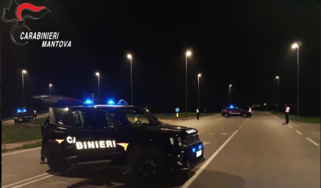 Fermato dai Carabinieri confessa: “Ero da amici a bere”