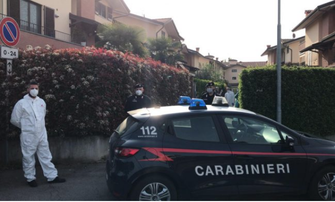 Femminicidio nel Milanese: uccide la compagna con un colpo di fucile, poi si costituisce