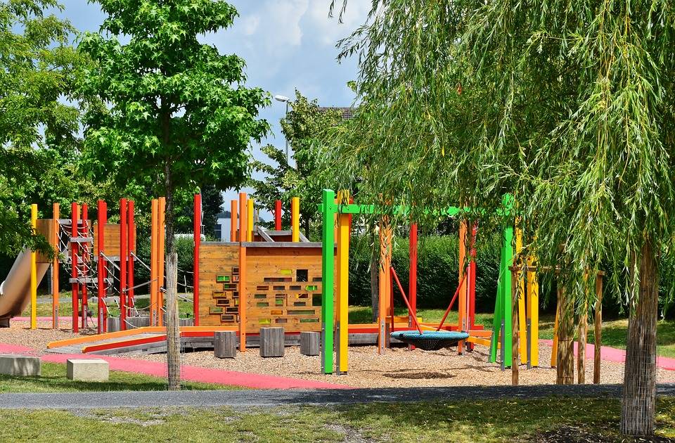 Spazio ai bimbi: a nuovo l’area giochi di Porta Giulia