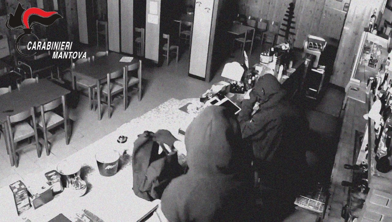 Bagnolo San Vito: furti notturni nei negozi durante il lockdown, denunciati tre minorenni. VIDEO