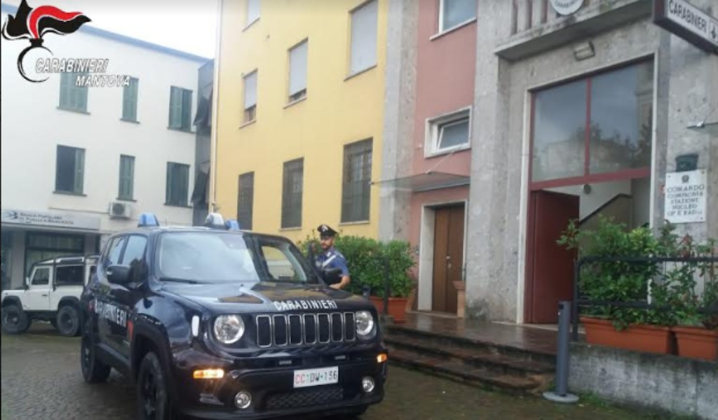 Tenta di entrare in un capannone più notti di seguito: inchiodato dalle telecamere