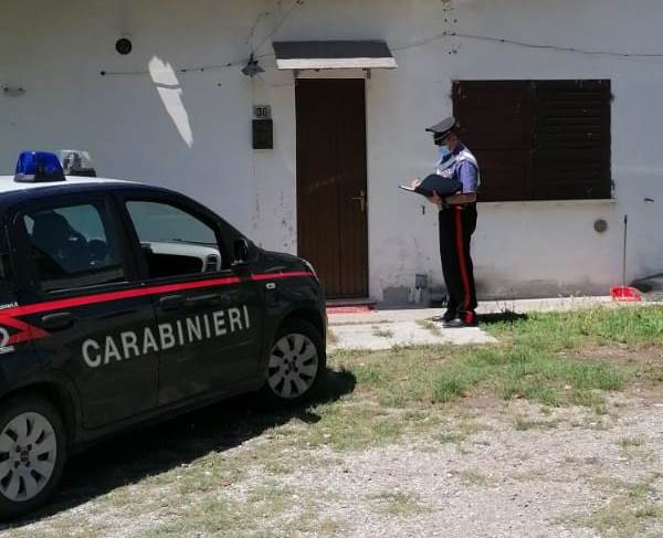 Ruba robot tagliaerba dal giardino di una casa: 71enne nei guai