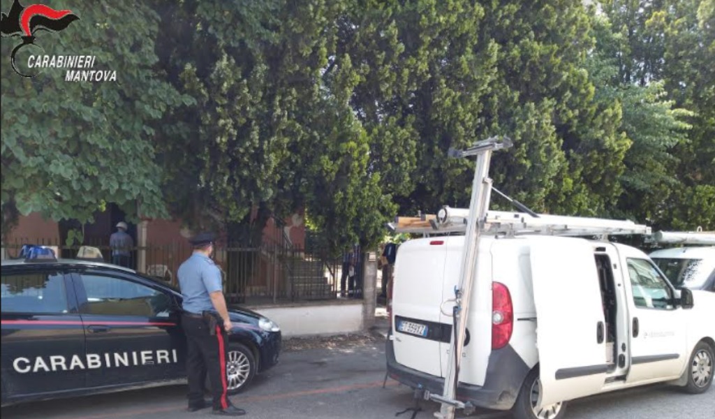 Furto aggravato di energia elettrica, denunciato il residente della casa