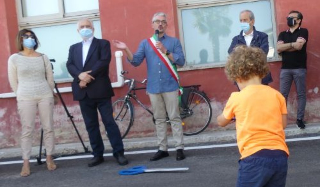 Inaugurata la nuova via Silvio Pellico completamente riqualificata