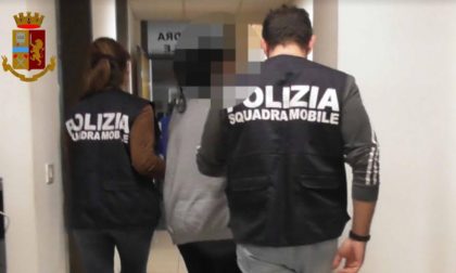 Adescava minorenni sui social, 30enne mantovano trovato in possesso di materiale pedopornografico