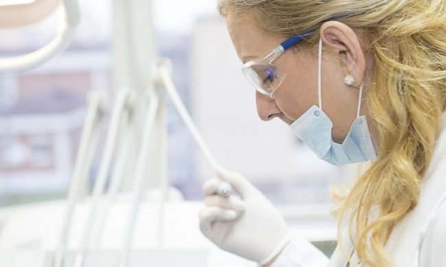 Coronavirus: in Lombardia ok a test sierologici a tariffa standard e tamponi gratis