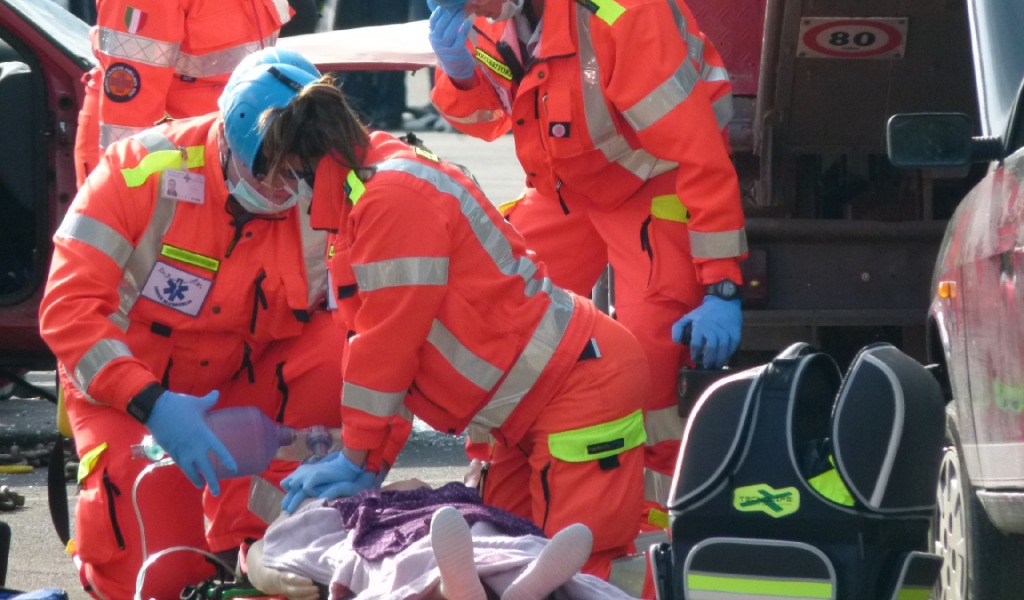 Tragico ribaltamento a Borgo Virgilio: un 48enne ha perso la vita