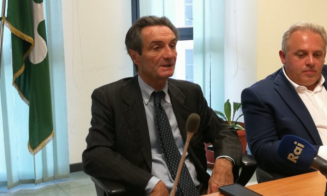 Caso camici: indagato anche il presidente Attilio Fontana