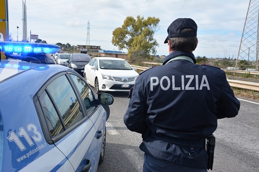 Controlli straordinari del territorio: espulsi 3 clandestini, revocati 23 permessi di soggiorno