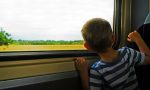 Bimbo di 6 anni solo in treno: "Voglio andare dalla mamma"