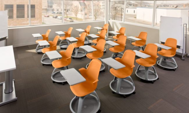 Al via l’inizio della scuola, nel Mantovano in arrivo 2200 banchi