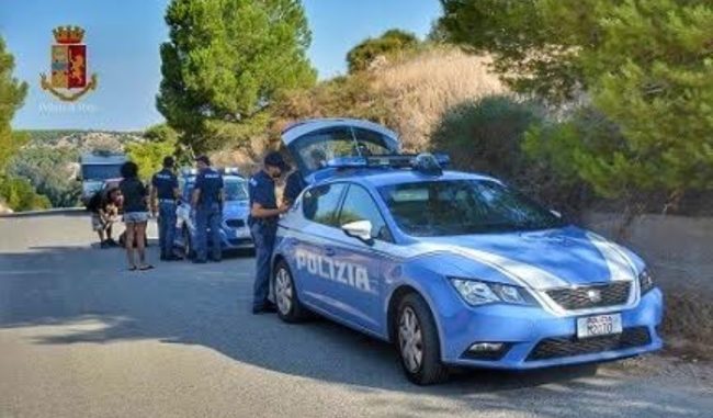 Rave party interrotto dalla Polizia, dopo le denunce arrivano anche i fogli di via