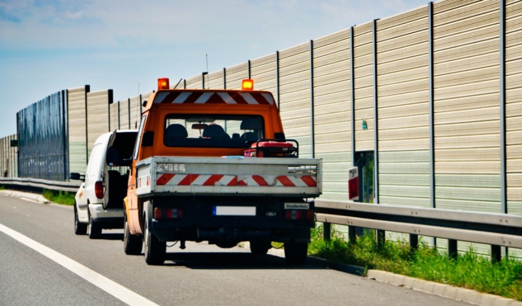 Simula il furto dell’auto ma in realtà l’aveva fatta demolire
