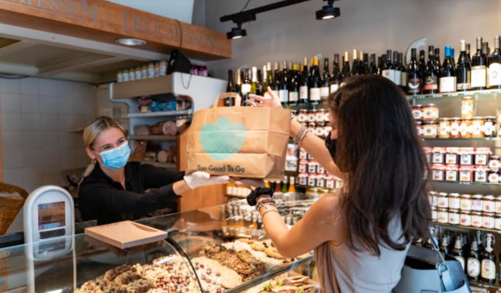 Perchè buttarlo? Approda anche a Mantova Too Good To Go, l’App contro lo spreco alimentare