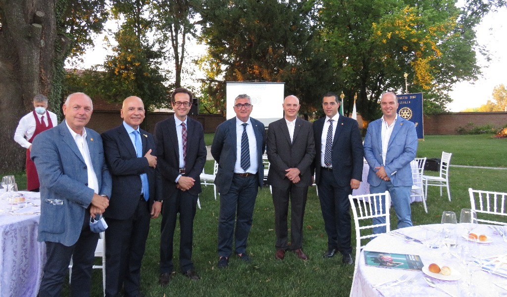 Rotary Club Casalmaggiore Viadana Sabbioneta in azione contro il Covid