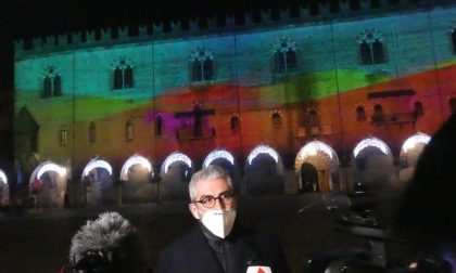 Mantova: tre video mapping raccontano gli elementi della natura e animano il centro