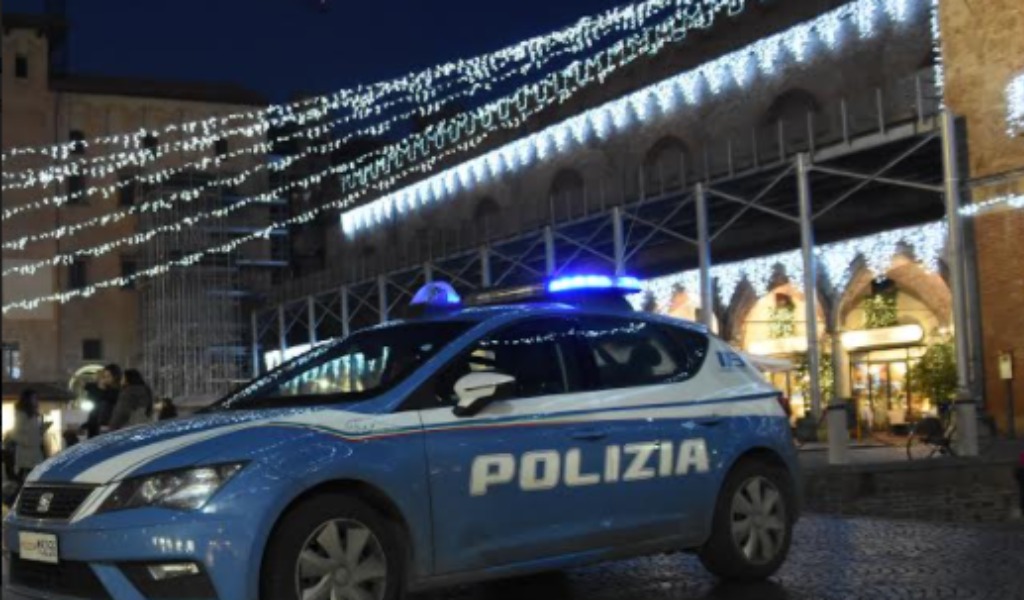 Rubati i regali di Santa Lucia a un bambino di 6 anni: è caccia al ladro senza cuore