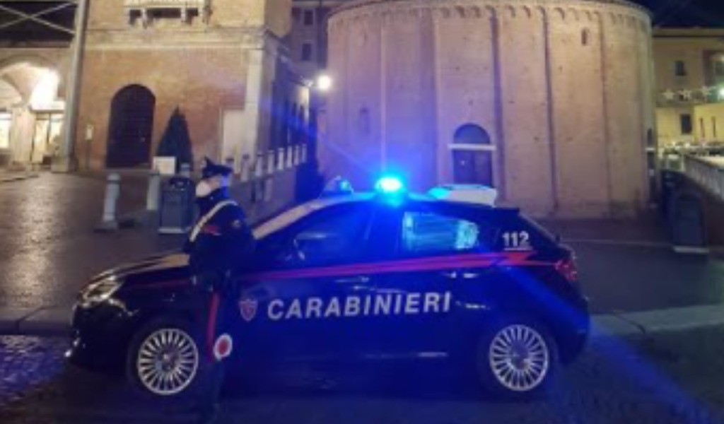 Trovato con un coltello di 20 cm nella tasca, 16enne nei guai