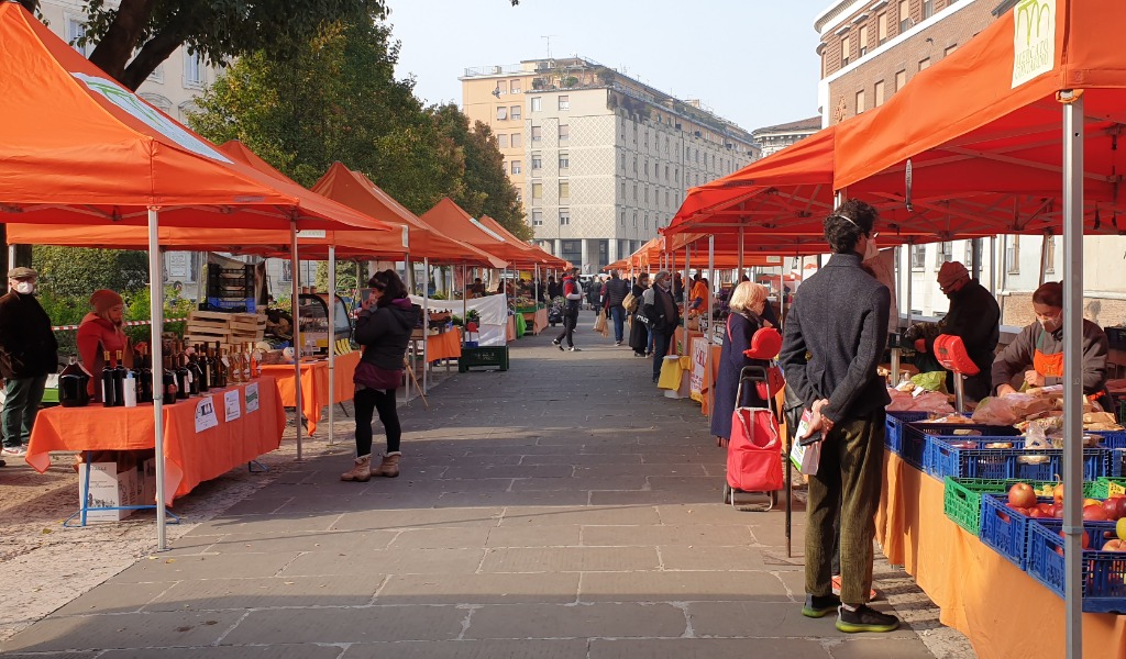 Mercati contadini, cambio di giorno durante le festività natalizie
