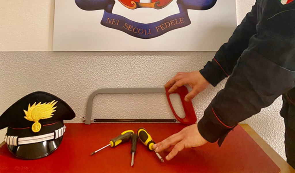 Da Verona al Mantovano con kit da scasso in auto: tre denunciati