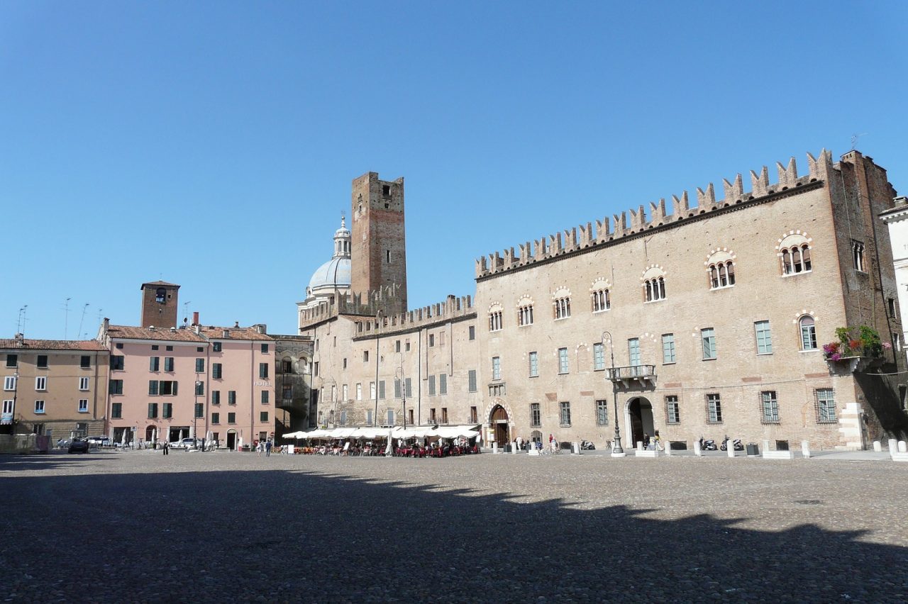 Lombardia in zona rossa, Moratti: “Adeguare e rivalutare i criteri di assegnazione”