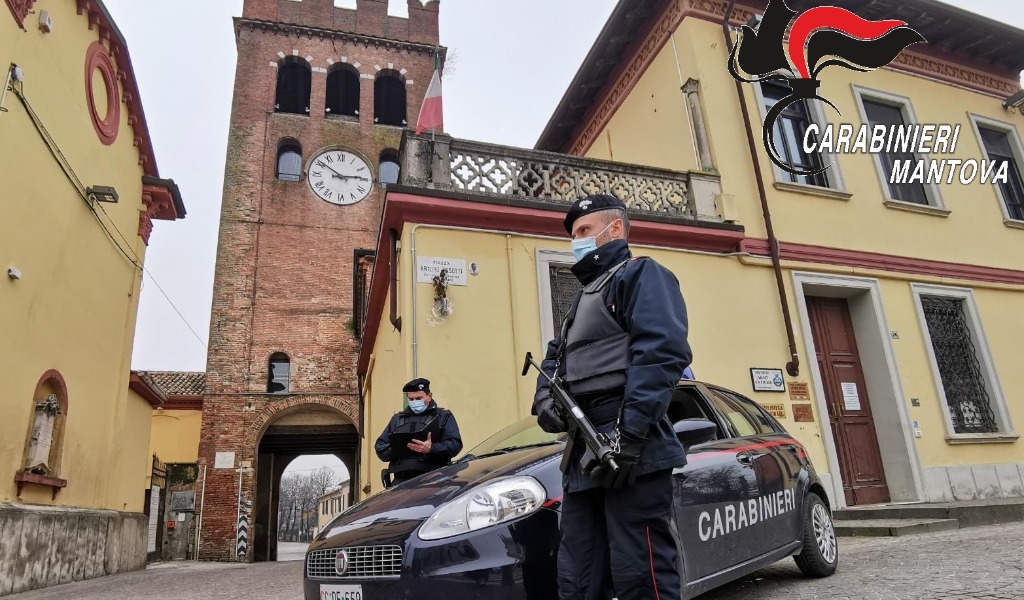 “Spia” i conti correnti della ex: denunciato
