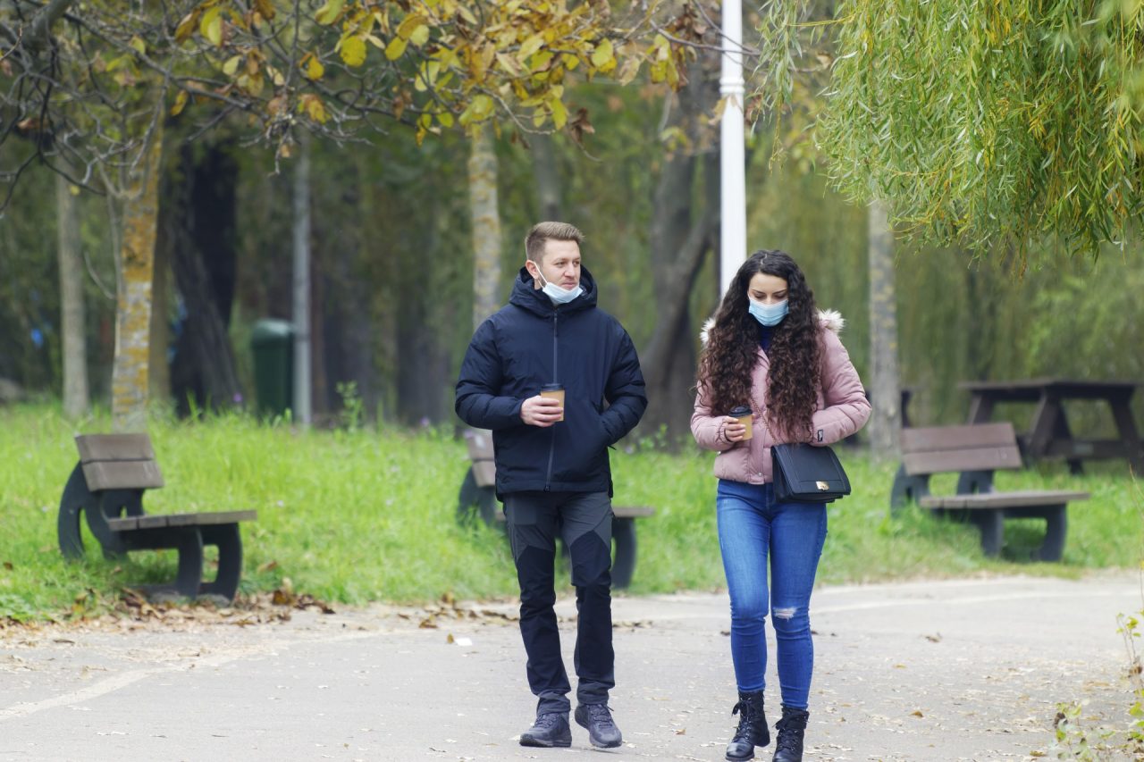 La Lombardia torna in zona arancione: le nuove misure valide da oggi