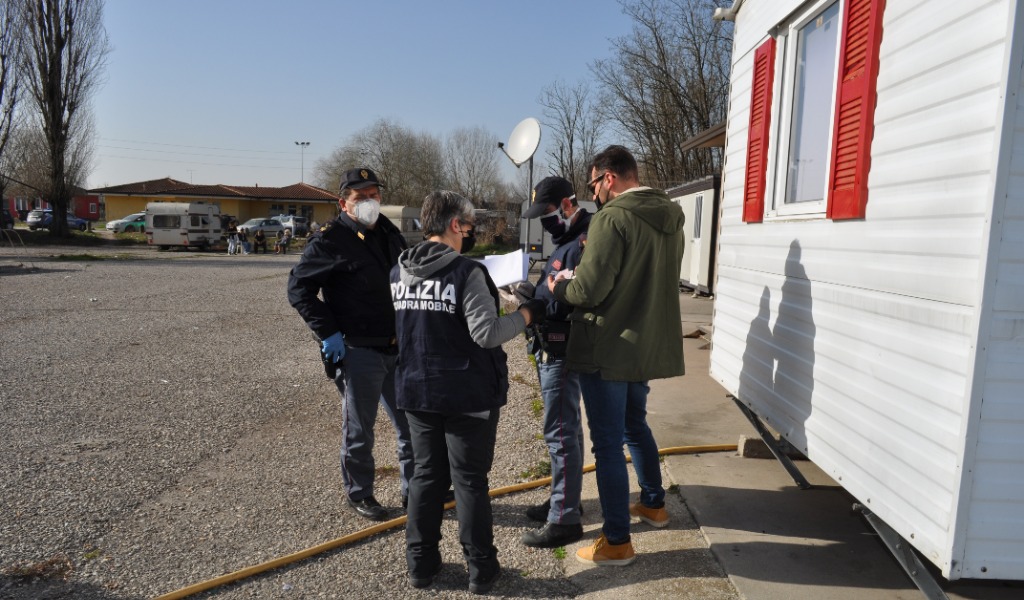 Controlli straordinari della Polizia di Mantova al Te Brunetti e al Migliaretto