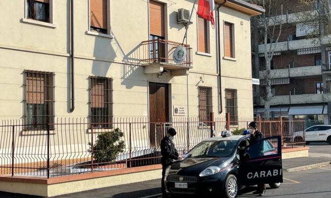 16enne mantovano in visita nel Veronese con droga e tirapugni